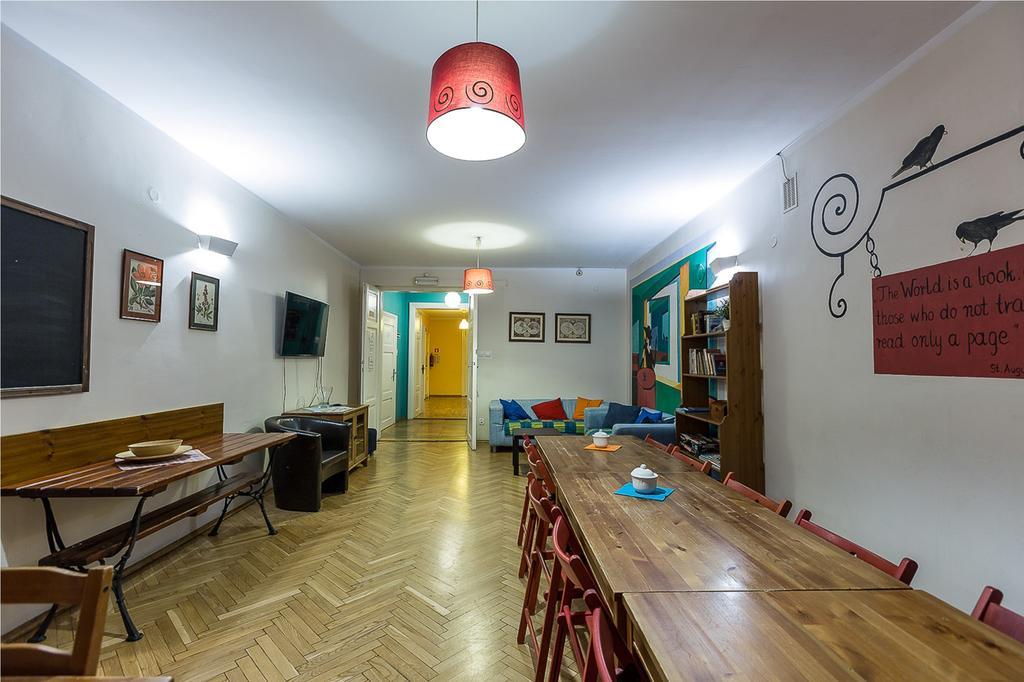 Cracow Hostel Krasków Exterior foto