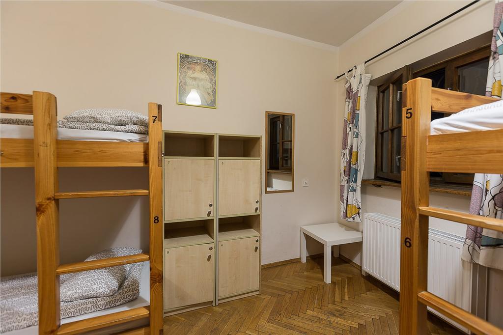 Cracow Hostel Krasków Exterior foto