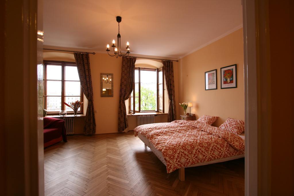 Cracow Hostel Krasków Exterior foto